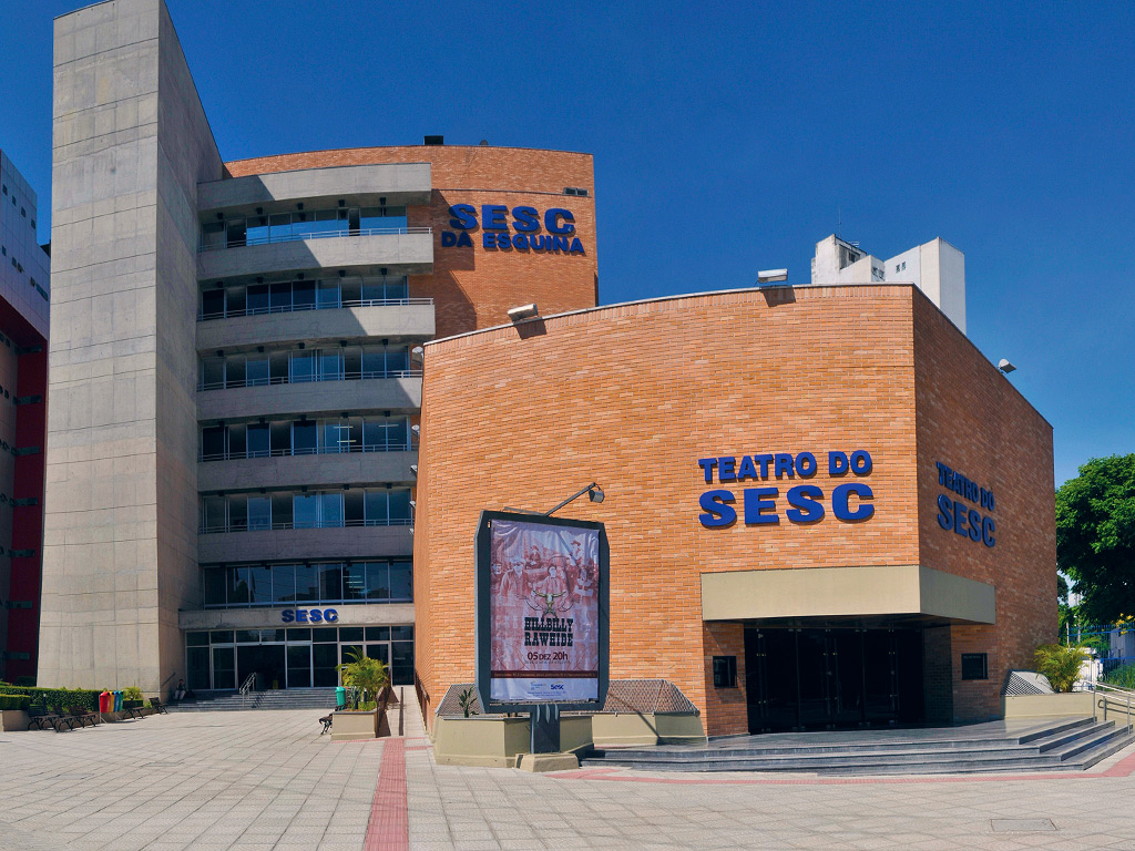 Arte: Teatro do Sesc da Esquina