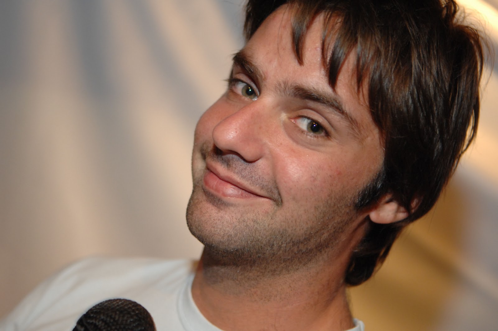 Shows: Fábio Rabin cancela stand-up em Curitiba