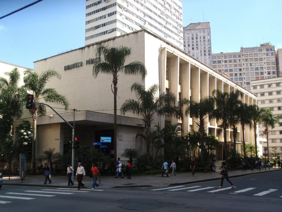 Arte: Biblioteca Pública do Paraná