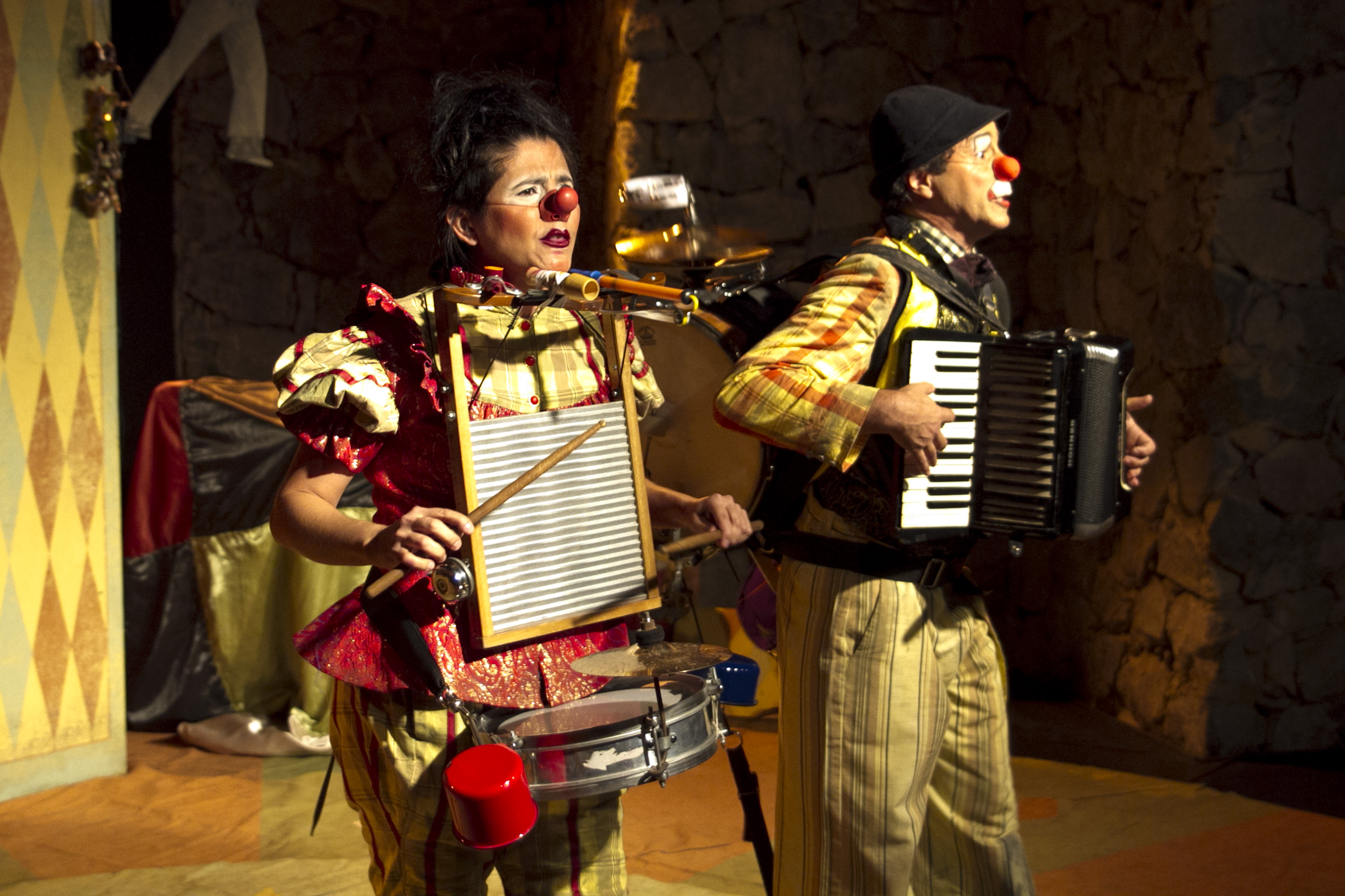 Viagens: O Circo e a Cidade