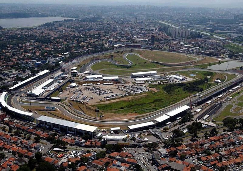 Shows: Lollapalooza Brasil 2014 acontece dias 5 e 6 de abril no Autódromo de Interlagos