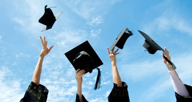 Conheça programas para te ajudar a pagar a faculdade