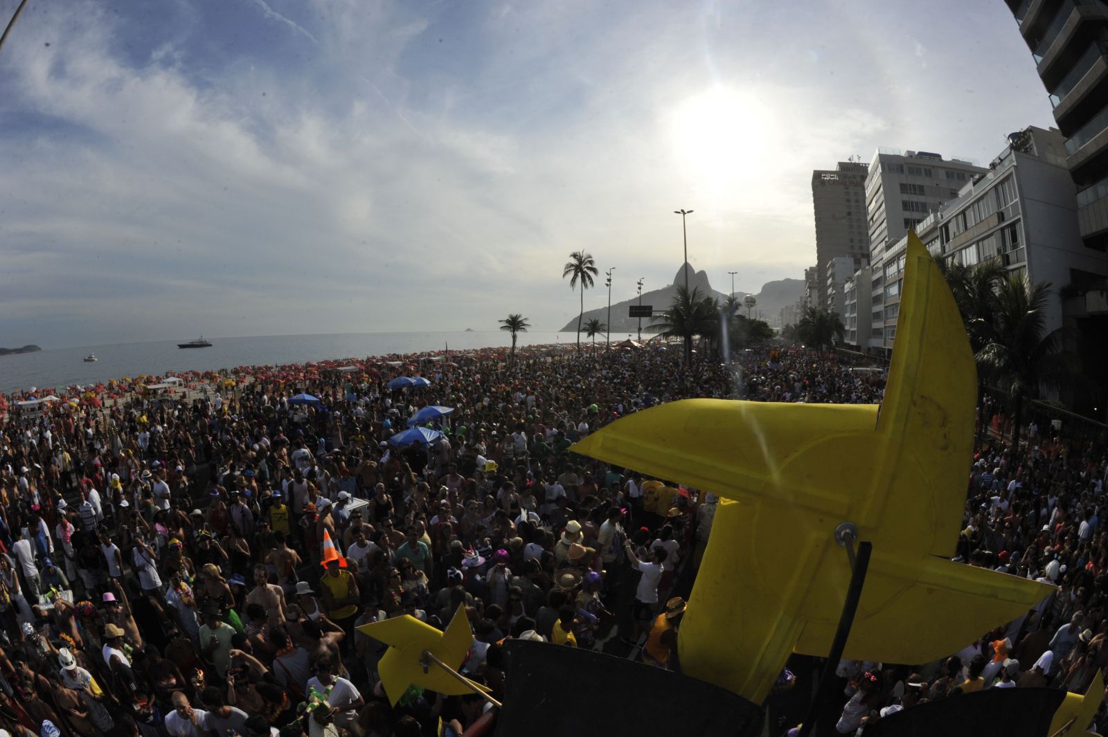 Na Cidade: Simpatia é Quase Amor 2014