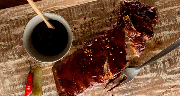 Restaurantes transmitem Super Bowl