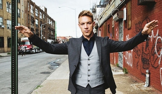 Diplo divulga clipe de "Revolution"