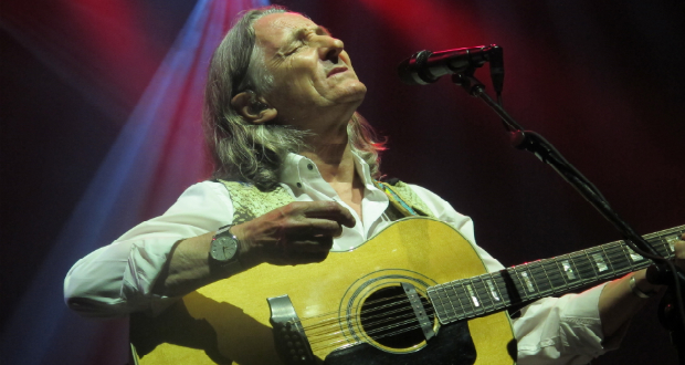 Shows: Com canções épicas e inesquecíveis, Roger Hodgson faz show nostálgico em São Paulo