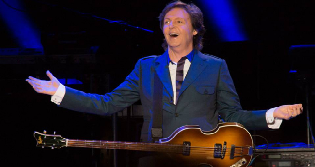 Música: Paul McCartney relembra a história da música mundial e reúne gerações em São Paulo