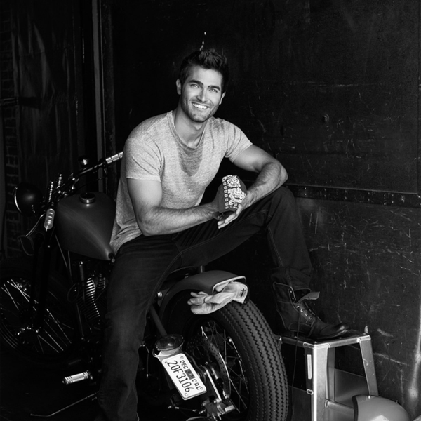 Tyler Hoechlin (Derek - Teen Wolf)