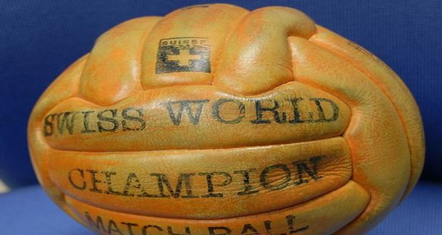 1954 - Suíça: Swiss WC Match Ball