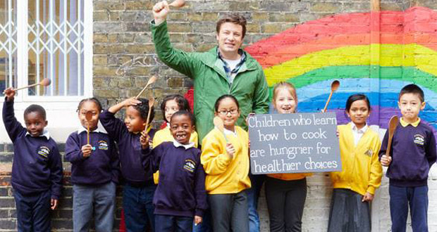 Projeto de alimentação saudável do chef Jamie Oliver acontece no Brasil