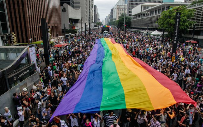 Viagens: A Importância da Parada do Orgulho LGBT de São Paulo