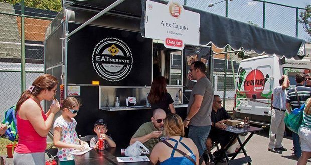 Viagens: Food Trucks na Virada Cultural 2014