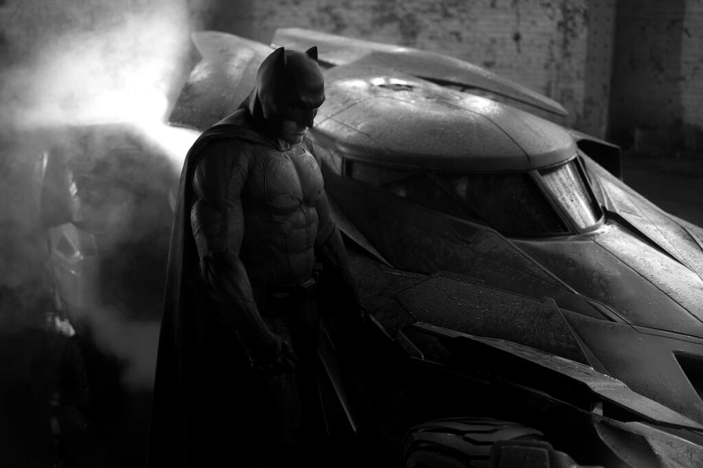 Cinema: Zack Snyder divulga primeira foto de Ben Affleck como Batman
