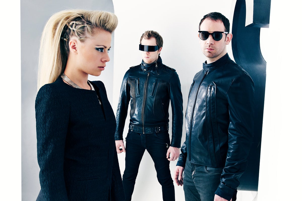 Nero e Alana Watson estão juntos novamente em "Satisfy"