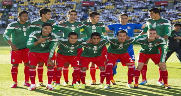 Em jogo marcado pelos erros de arbitragem, México vence Camarões 