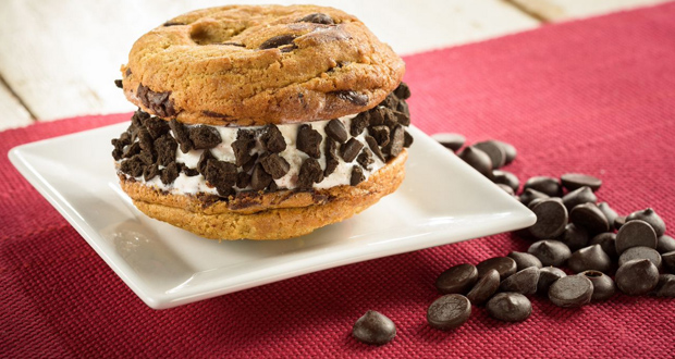 Restaurantes: Cookie’n Ice: doceria em São Paulo vende "sanduíche" de cookie com sorvete