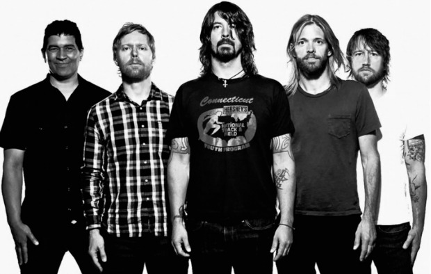 Esportes: Foo Fighters se apresenta hoje em São Paulo