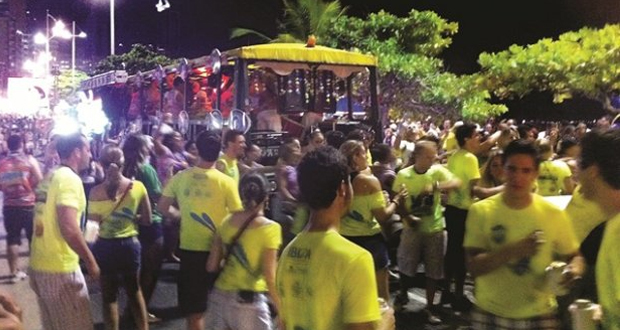 Bloco Enterro dos Ossos 2015