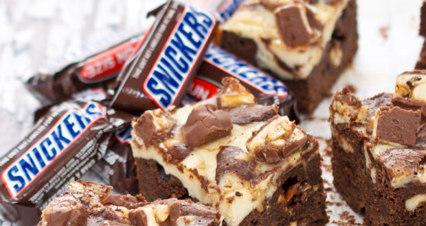 Snickers Brownie Bites