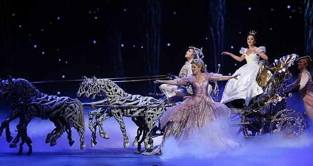 Arte: Cinderella, o Musical 