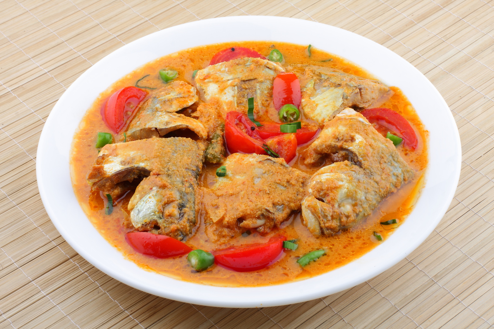 Curry de Peixe e Camarões ao Coco