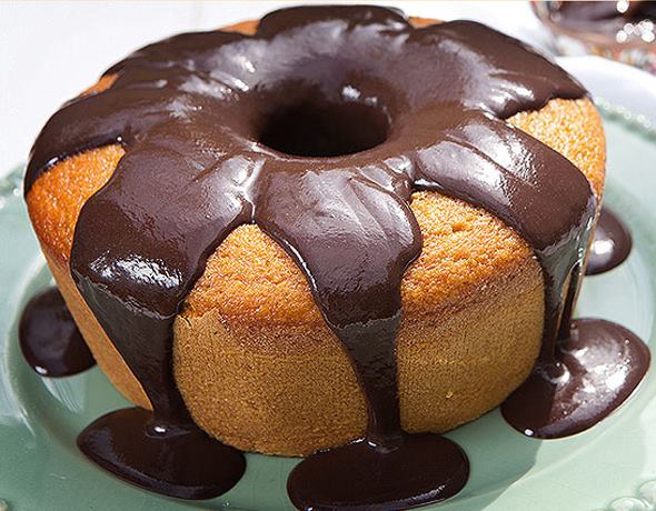 Bolo de refrigerante de laranja