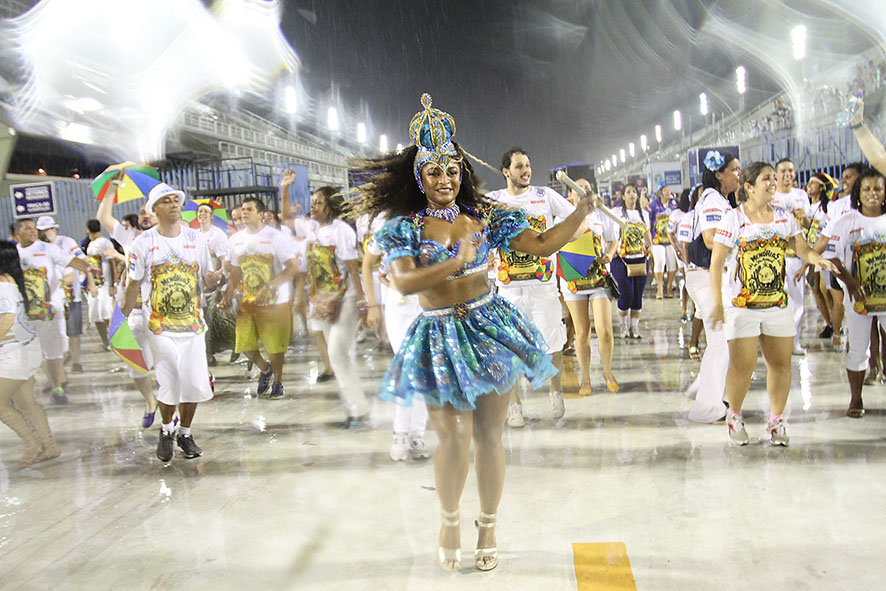 Viagens: Ensaios Técnicos das Escolas de Samba do Rio de Janeiro para o Carnaval 2016