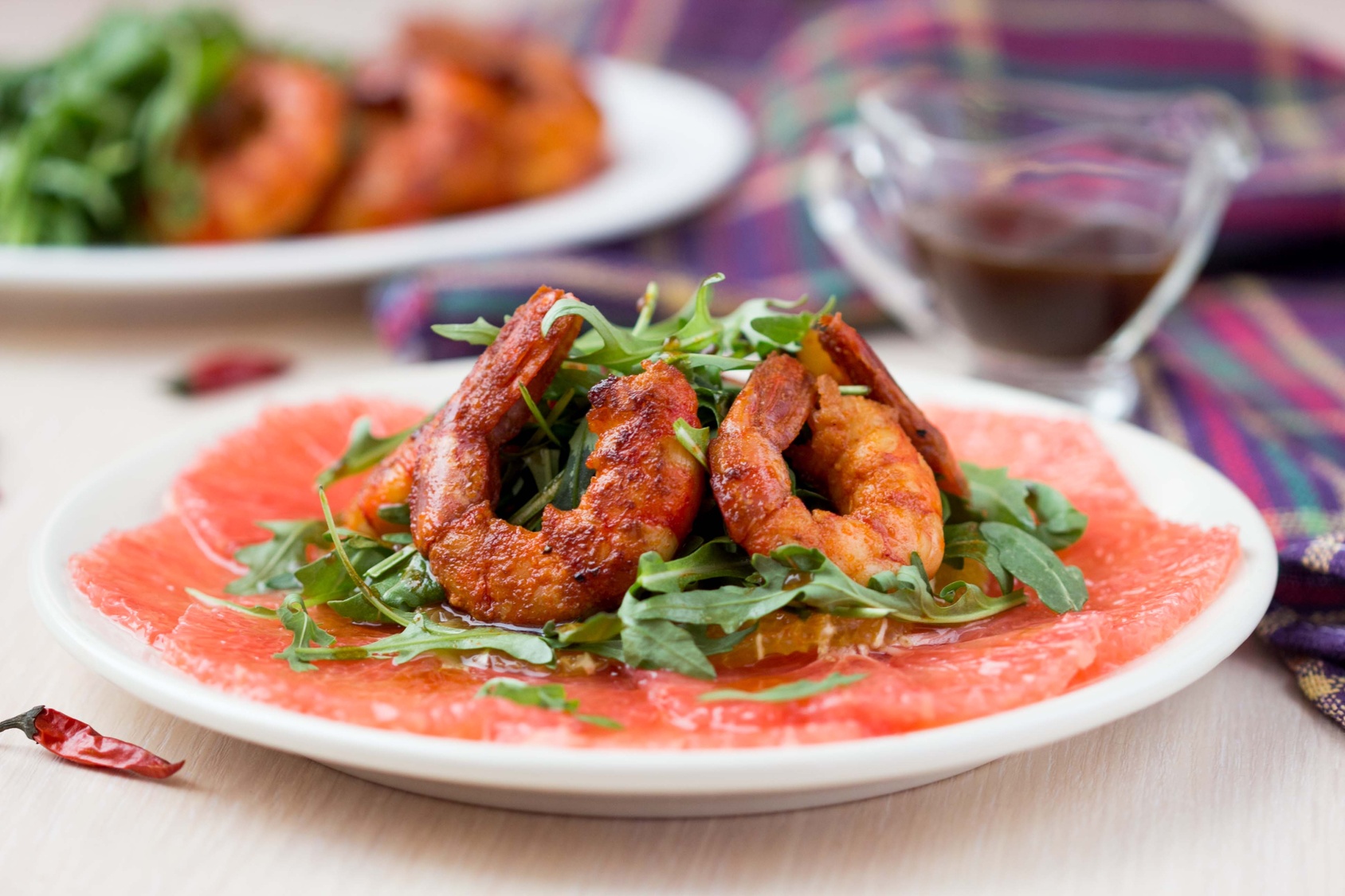 Carpaccio de palmito com camarão e vinho do porto