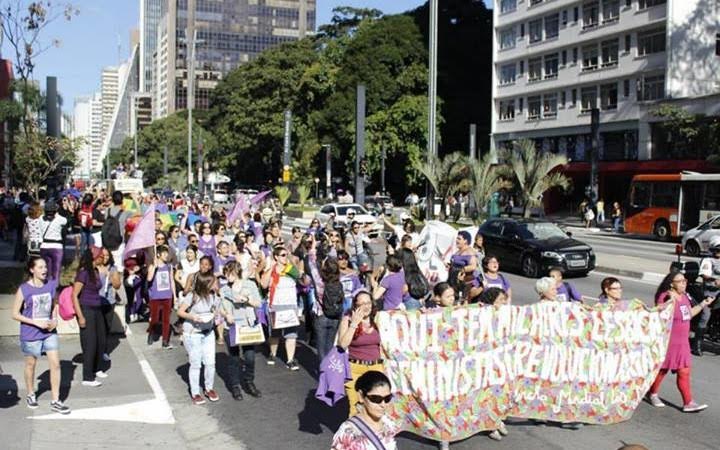 Viagens: Caminhada de Lésbicas e Bissexuais em 2015
