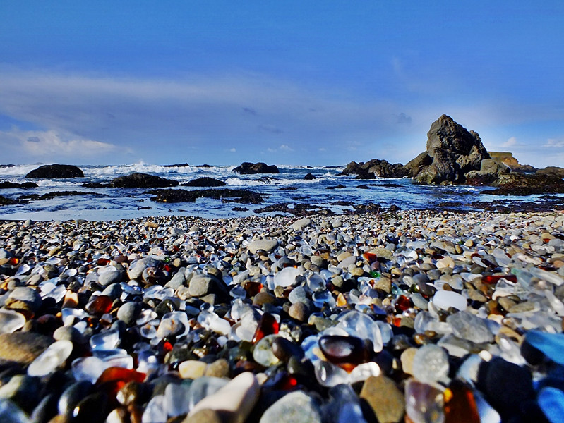 Glass Beach - California (EUA)