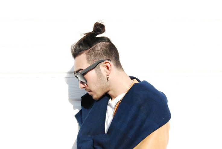 TOP KNOT