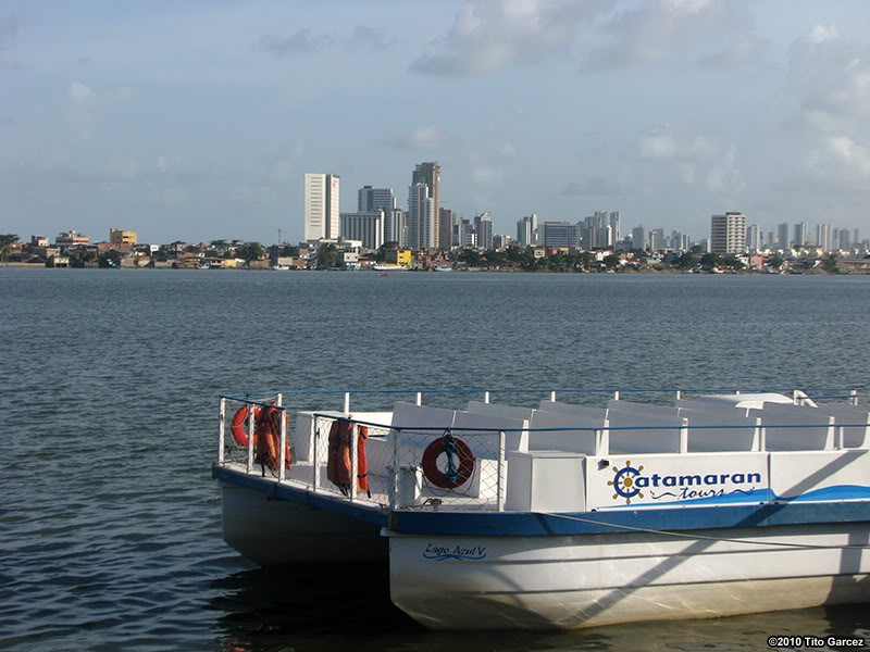 Passeio de Catamarã