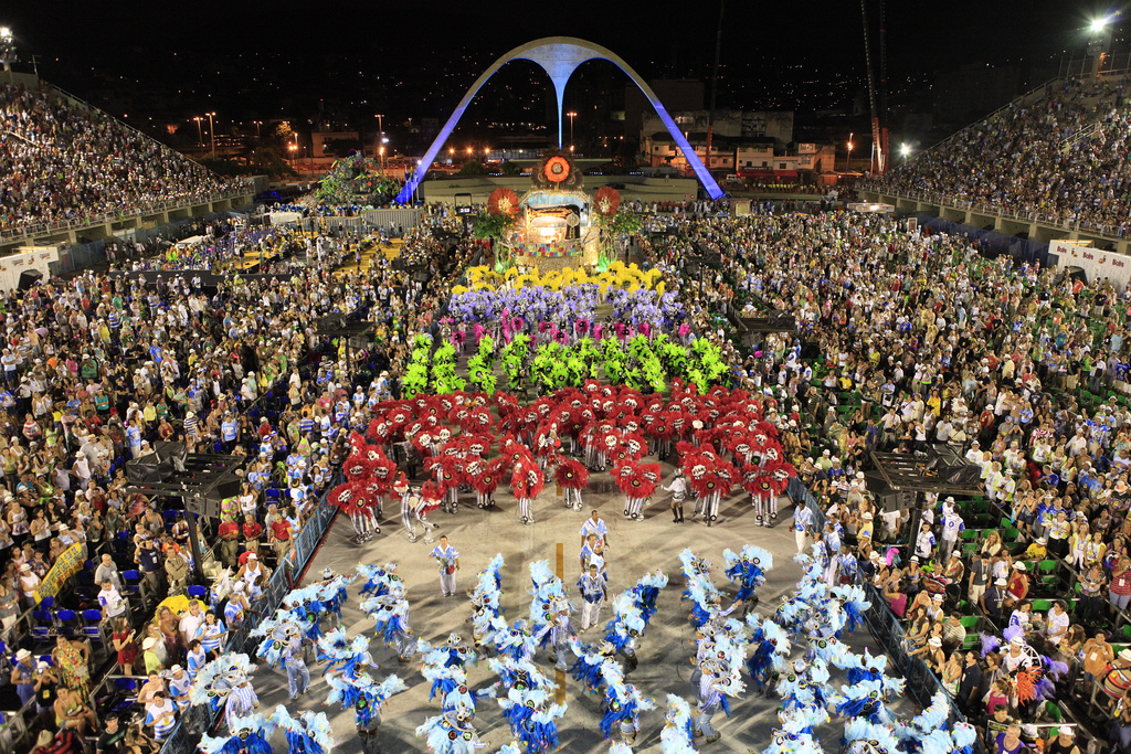 Noite: Desfiles do Carnaval 2017 no Rio de Janeiro