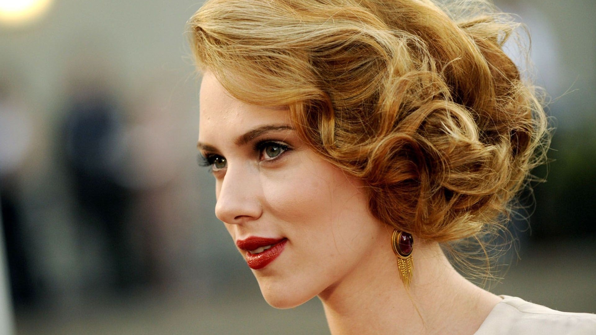 2. Scarlett Johansson – US$ 35,5 milhões 