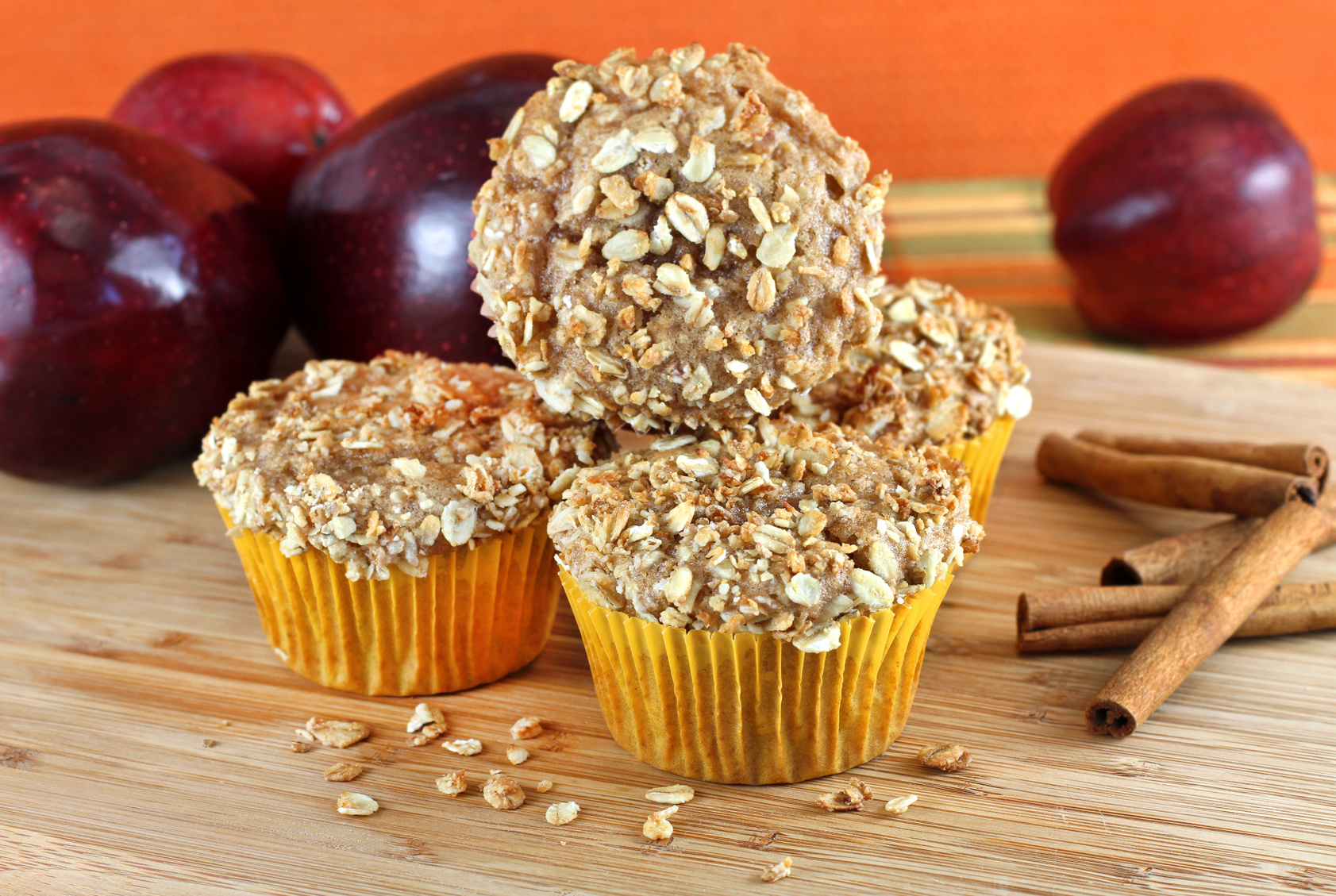 Muffin de maçã e granola