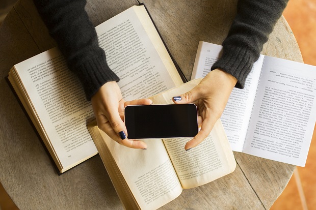 Literatura: 10 perfis no Instagram para quem ama livros