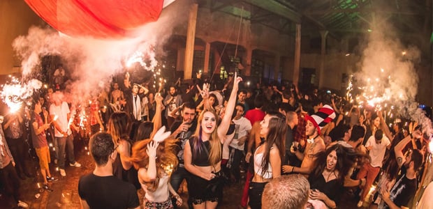 Baladas: Confira 10 festas temáticas em São Paulo