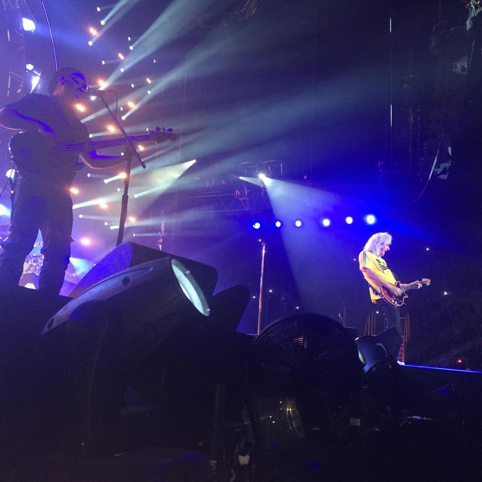 Queen presenteia os fãs com mais de 2h de show em São Paulo