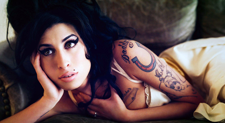 Cinema: Cinemark exibe documentário sobre Amy Winehouse