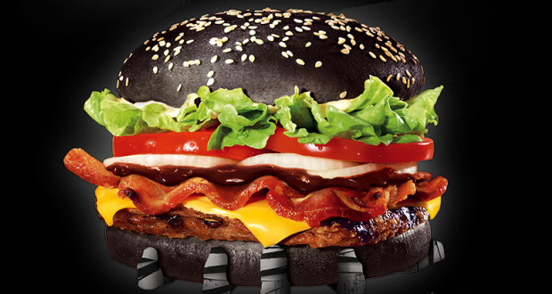 Restaurantes: Burger King serve hambúrguer preto no Brasil em outubro