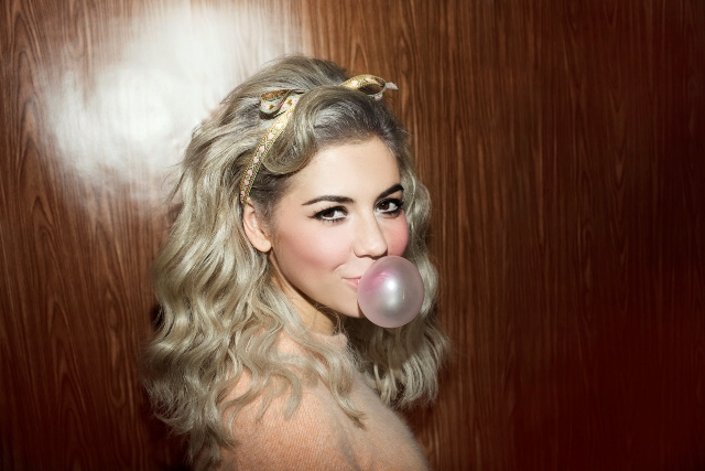Marina And The Diamond