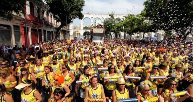 Viagens: Bloco Quizomba e Festa Carnavália 2016