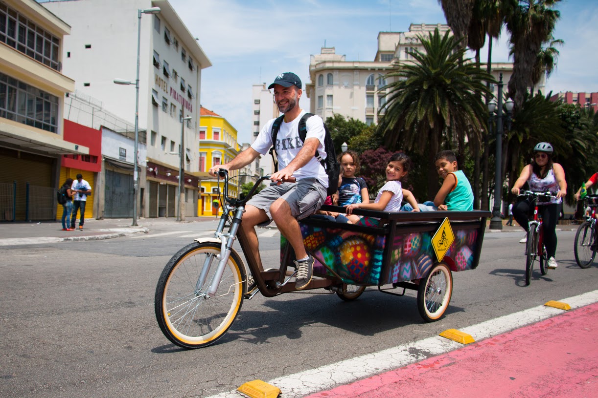 Bike Tour SP lança bike trailer infantil na Av. Paulista