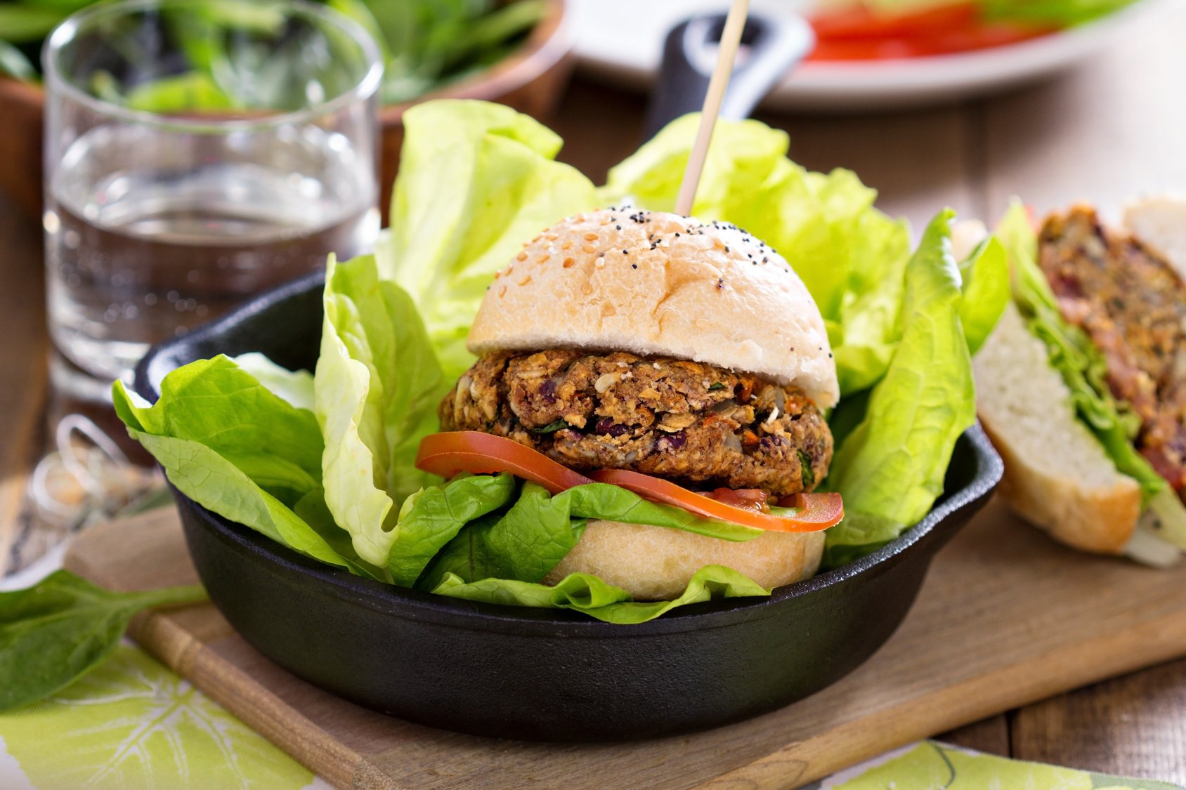 Restaurantes: Hamburguerias com lanches vegetarianos para comer de joelhos em São Paulo