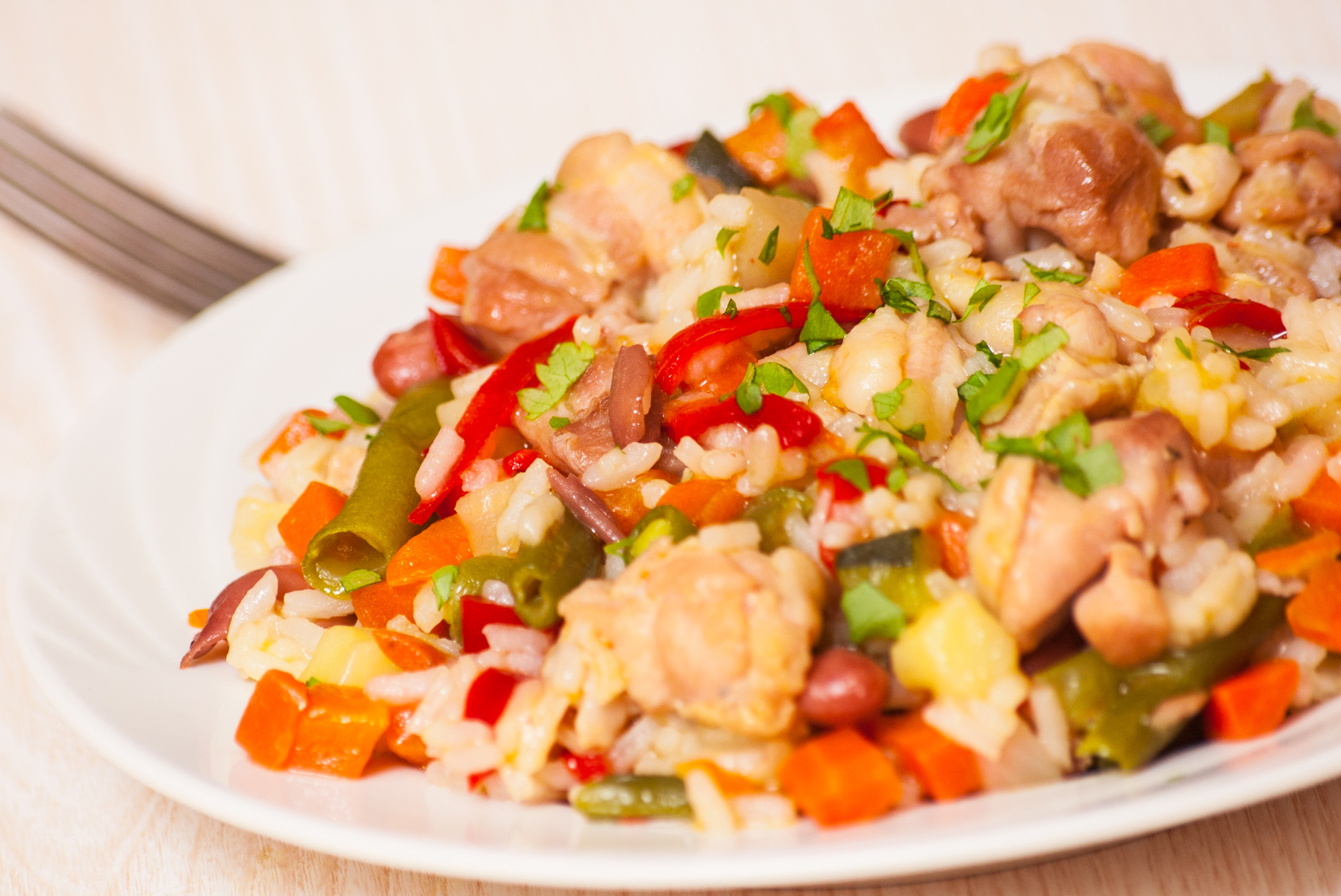 RISOTO DE FRANGO COM LEGUMES