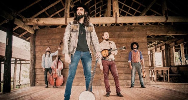 Shows: 10 cantores brasileiros de folk que você precisa conhecer