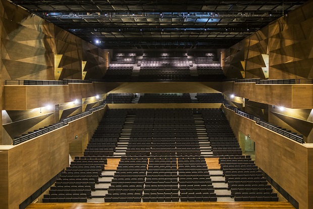 São Paulo ganha mais um espaço cultural, o Teatro Santander