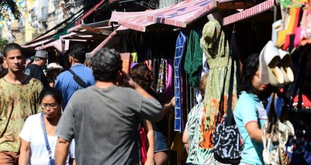 Comprar na Feira do Rio Antigo