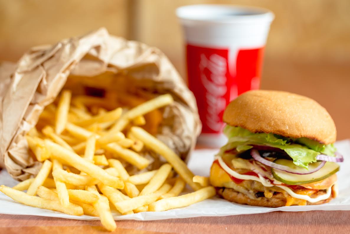 Restaurantes: Burger joint, hamburgueria de Nova York, abre suas portas em SP