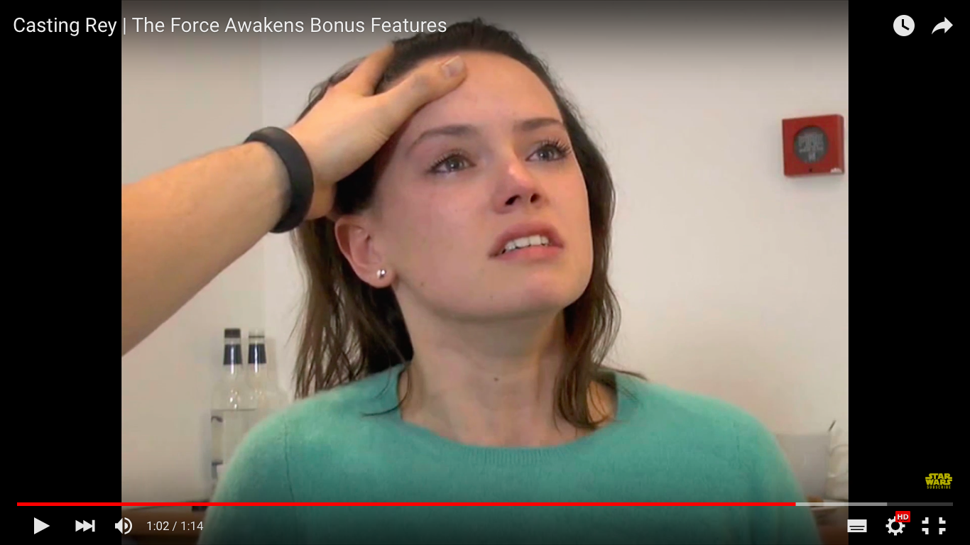 Confira um trecho do teste de elenco de Daisy Ridley para "Star Wars: O Despertar da Força"